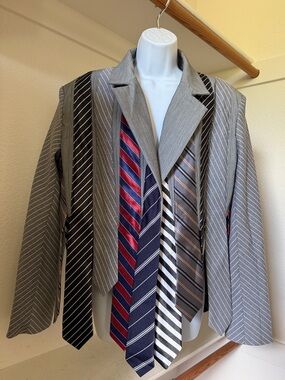 AZALEA WANG Gray Pinstripe Satin TIE Detailed Blazer